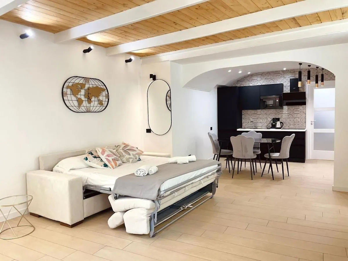 Apartment Dante Alighieri Suite Naples