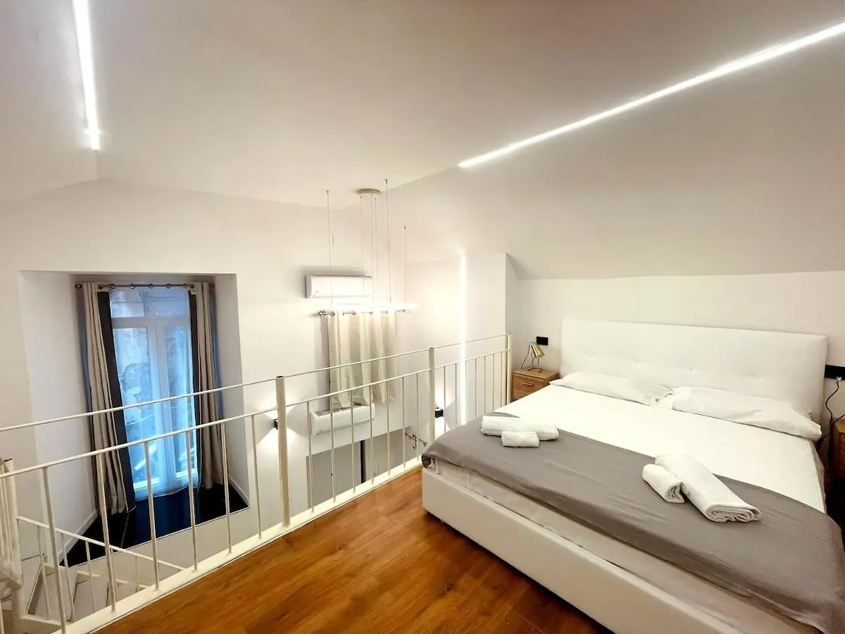 Apartment Dante Alighieri Suite Naples