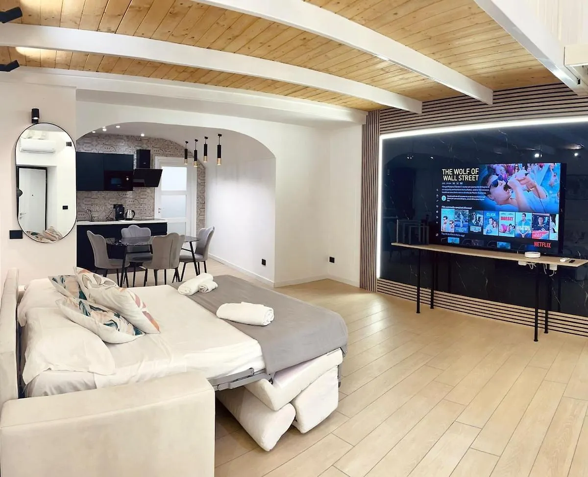 Dante Alighieri Suite Naples Apartment